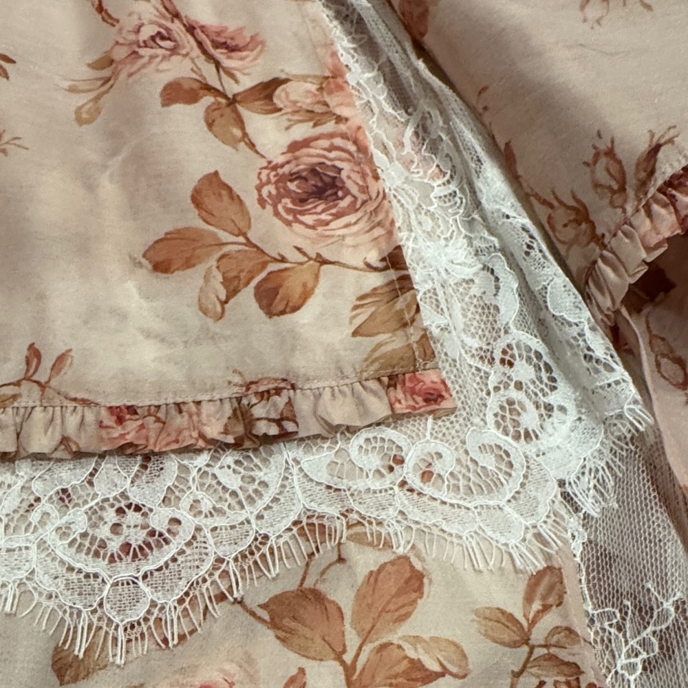 V. Chapman Jolie Rose Print Dress - Picture 5 of 8